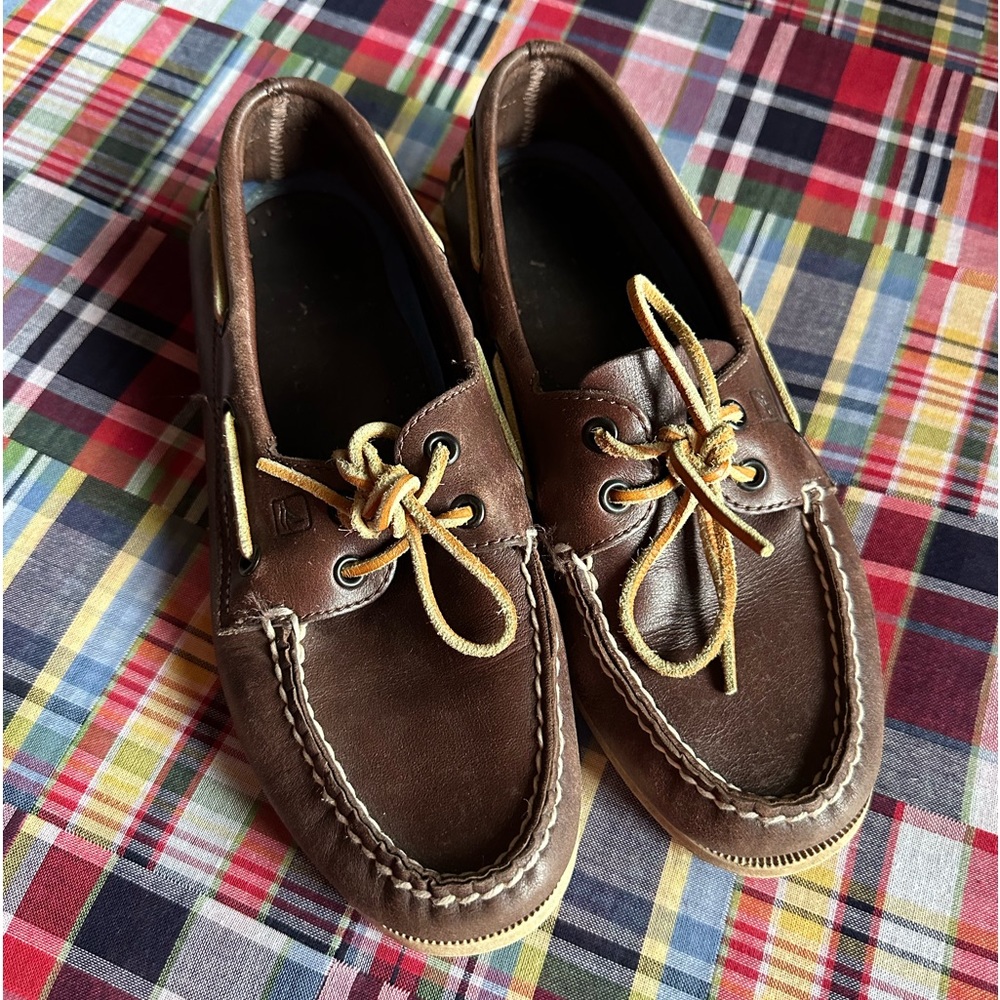 Sperry Brown Boat Shoes with Yellow Laces